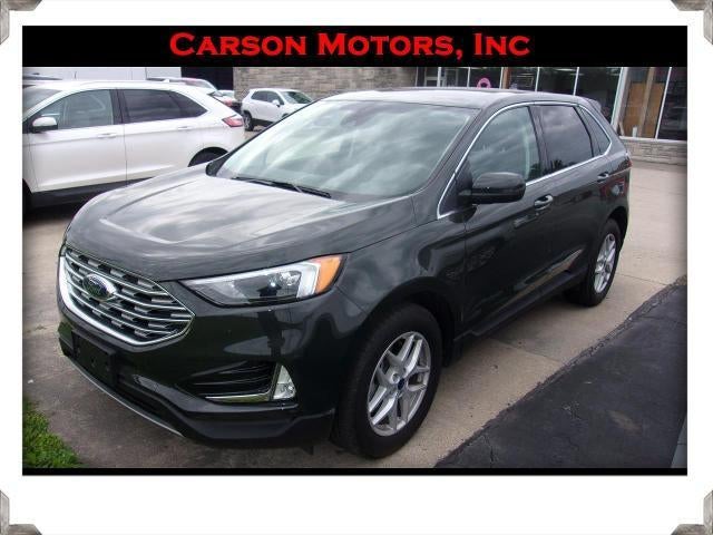 2022 Ford Edge SEL in Green — front three-quarter view